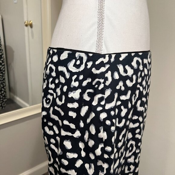 White House Black Market Black and White Leopard Print Pencil Skirt, Size 10 - Picture 5 of 11
